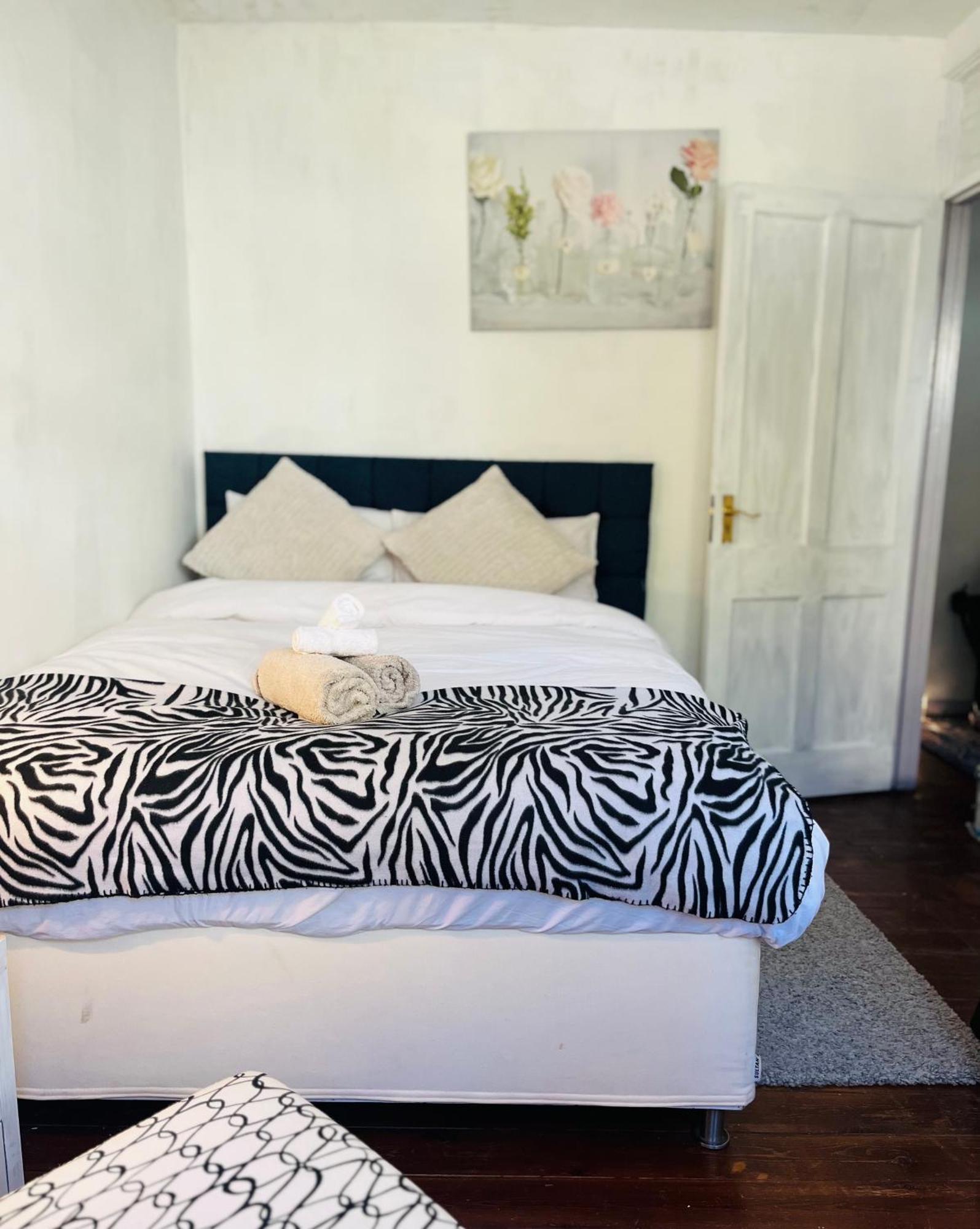 Heartwarming And Vibrant Private In Unit Appartamento Londra